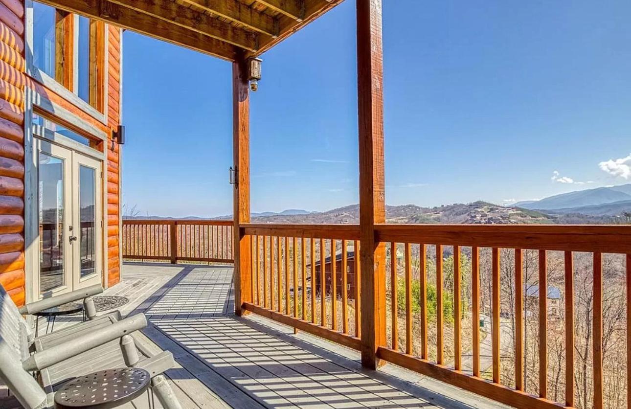 Hawk'S View Log Cabin -Mountains In Gatlinburg. Villa Exterior photo